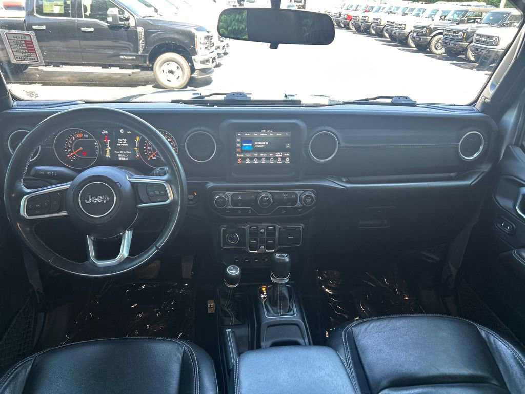 Used 2020 Jeep Wrangler Unlimited Sahara w/ LED Lighting Group AWD/4WD image 15