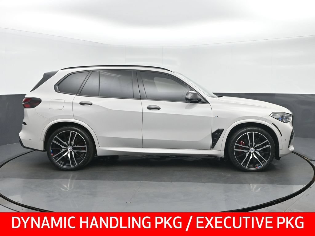 Used 2022 BMW X5 M50i w/ Executive Package AWD/4WD image 2