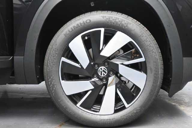 New 2026 Volkswagen Atlas Cross Sport SE AWD/4WD image 10