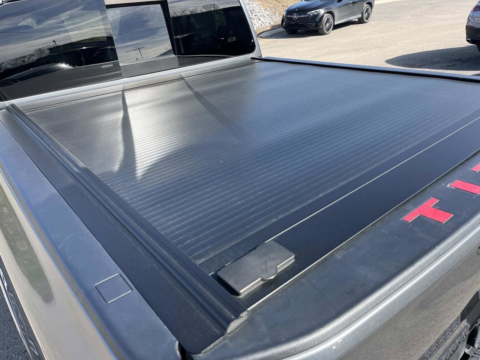 Used 2019 Nissan Titan PRO-4X image 11