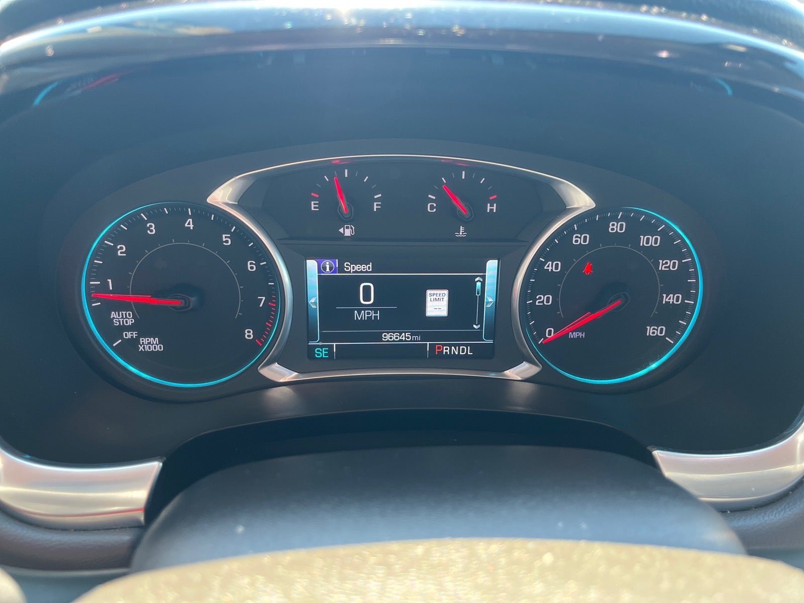 Used 2019 Chevrolet Traverse LT w/ LT Premium Package AWD/4WD image 23