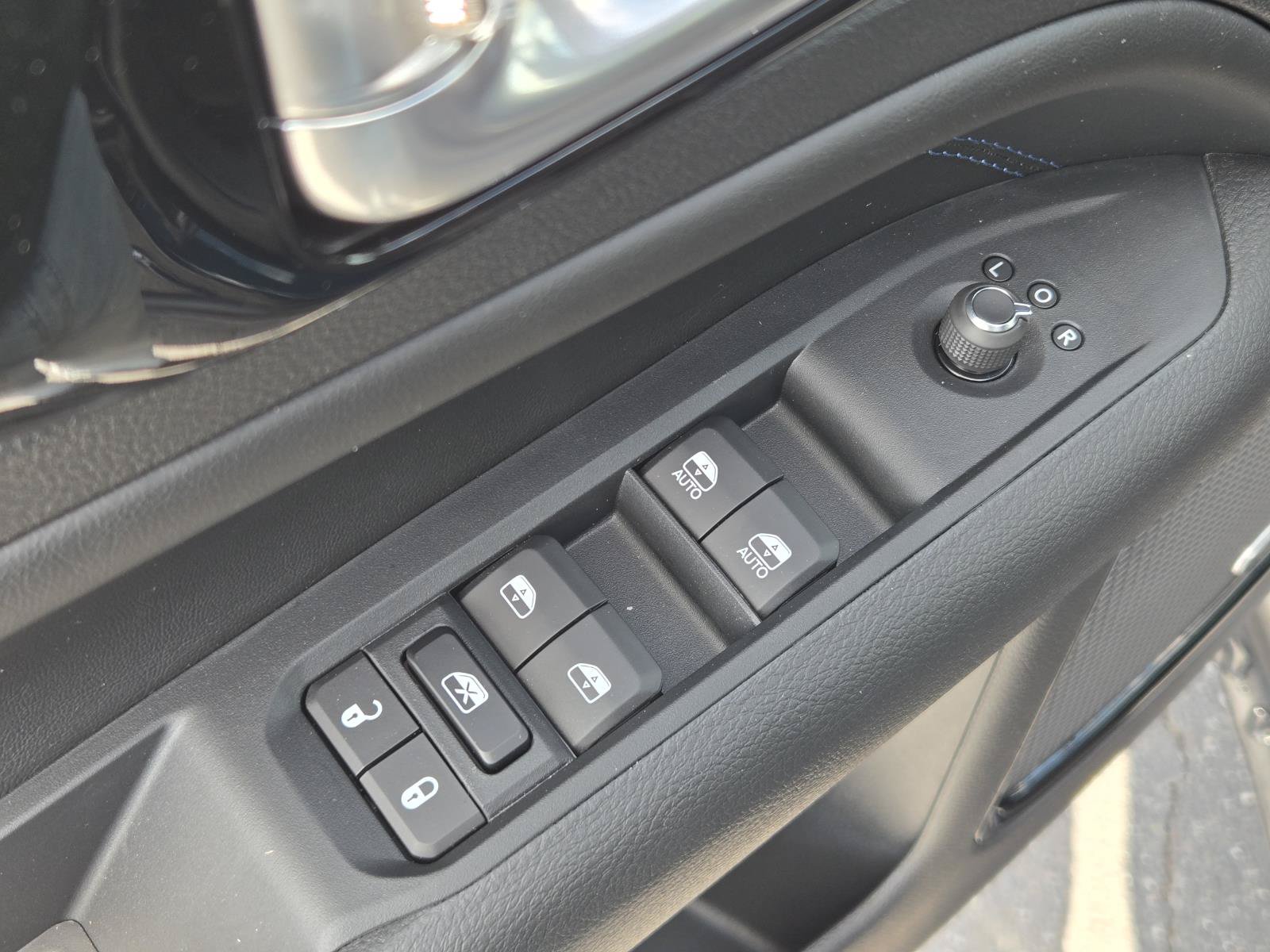 New 2026 Jeep Compass Limited w/ Sun, Sound & Navigation Group AWD/4WD image 21