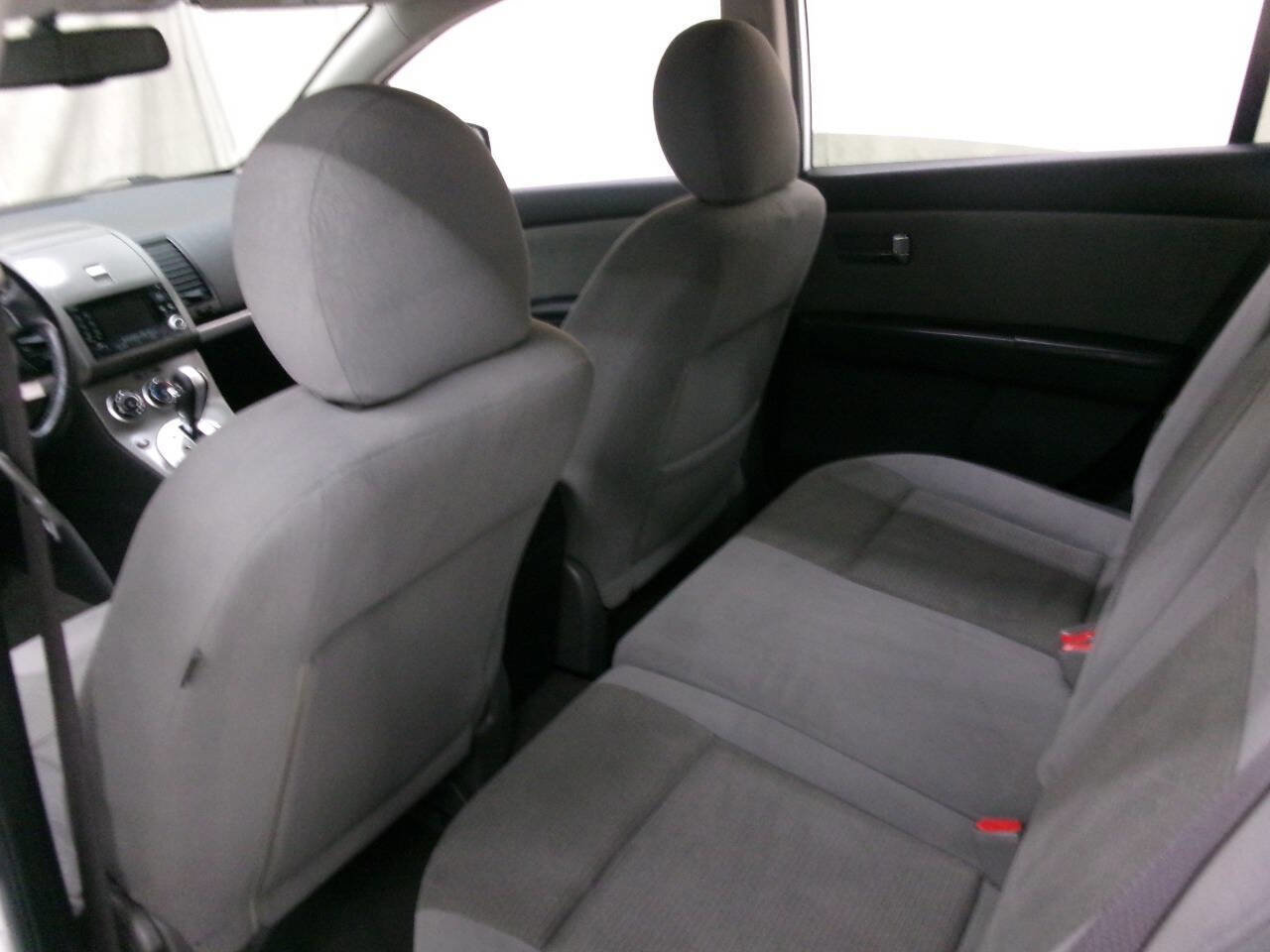 Used 2011 Nissan Sentra 2.0 SR w/ Convenience Pkg image 15