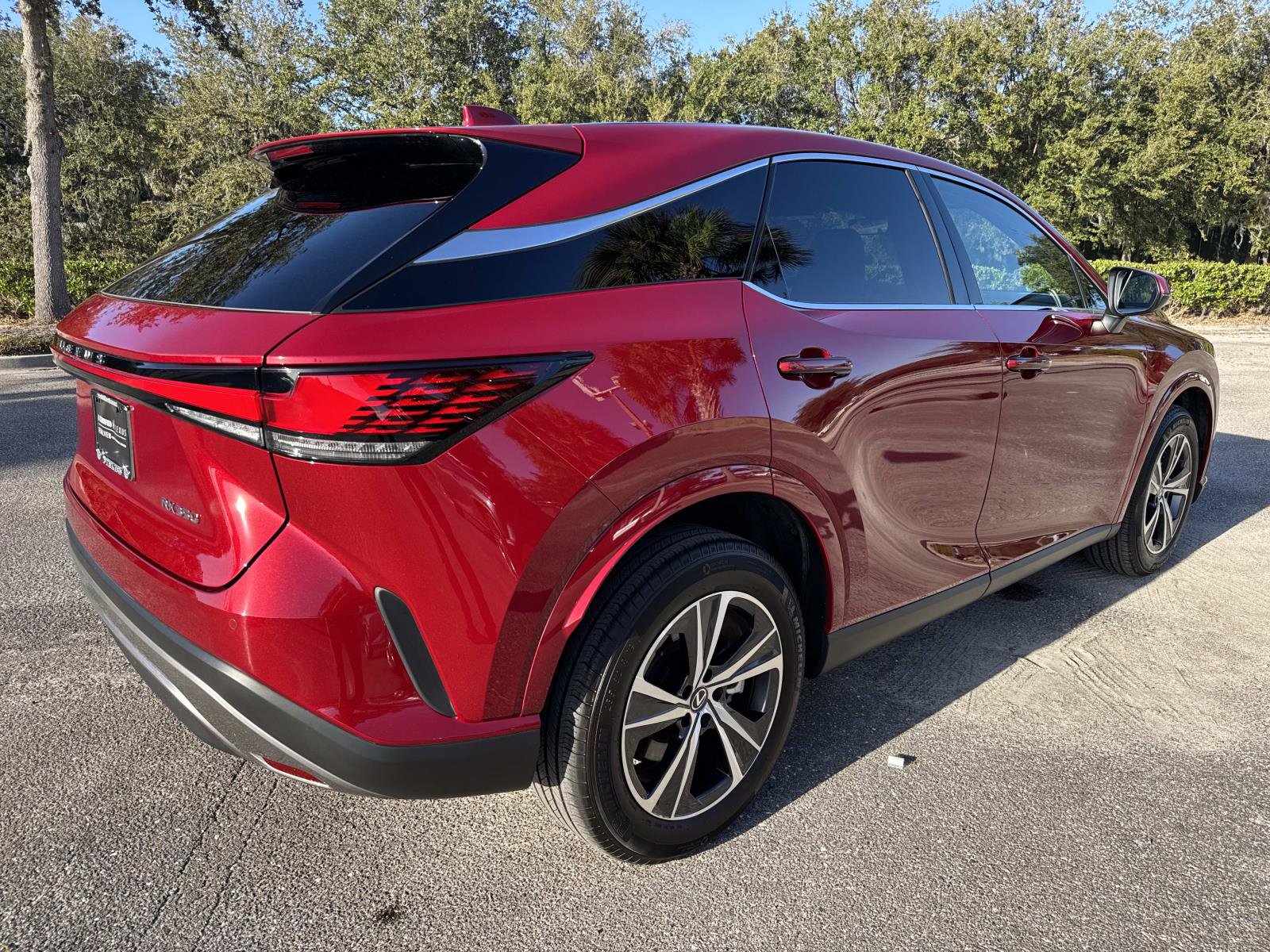 Certified 2025 Lexus RX 350 FWD image 3