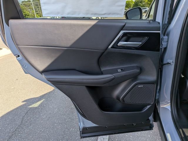 New 2026 Mitsubishi Outlander SE FWD image 25