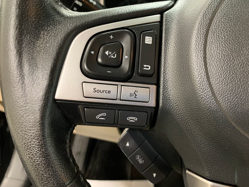 Used 2015 Subaru Legacy 2.5i Premium AWD/4WD image 10