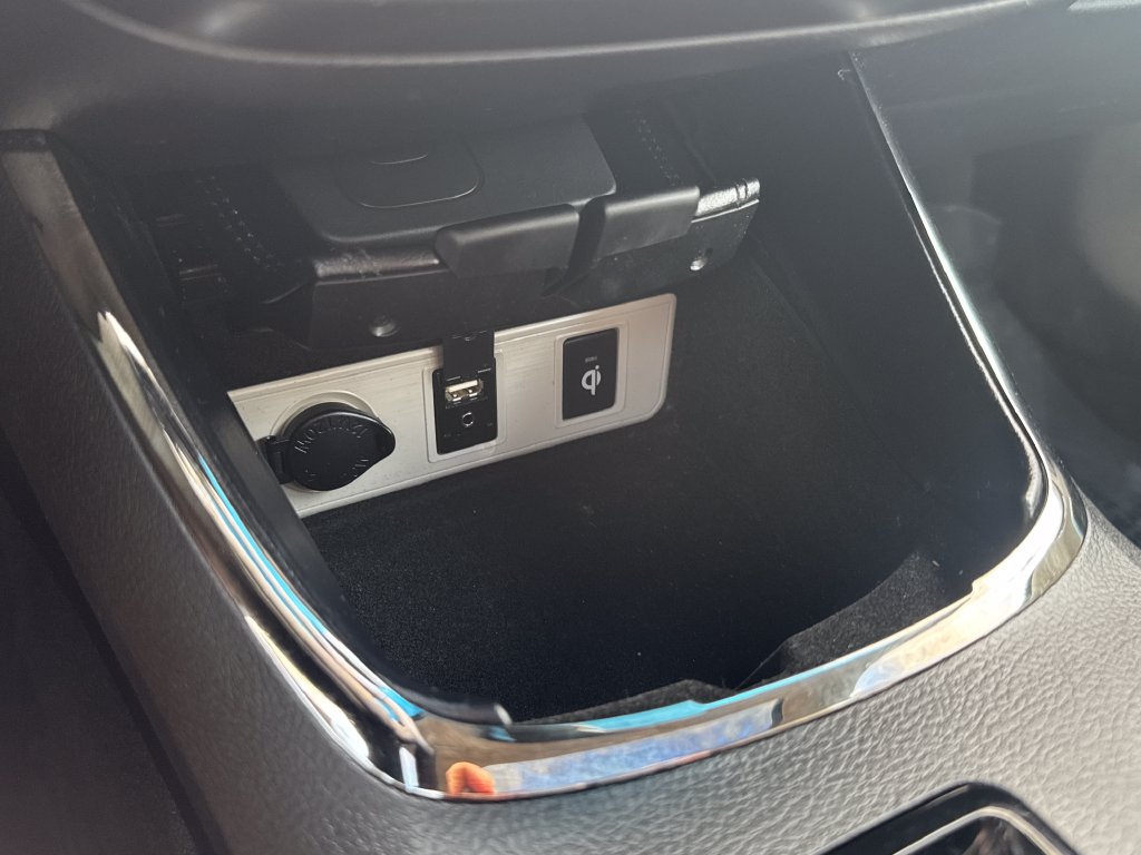 Used 2016 Toyota Avalon XLE Premium FWD image 25