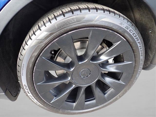 Used 2020 Tesla Model Y Long Range AWD/4WD image 5