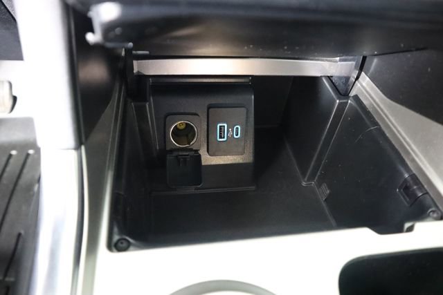 Used 2020 Ford Explorer XLT w/ Equipment Group 202A image 49