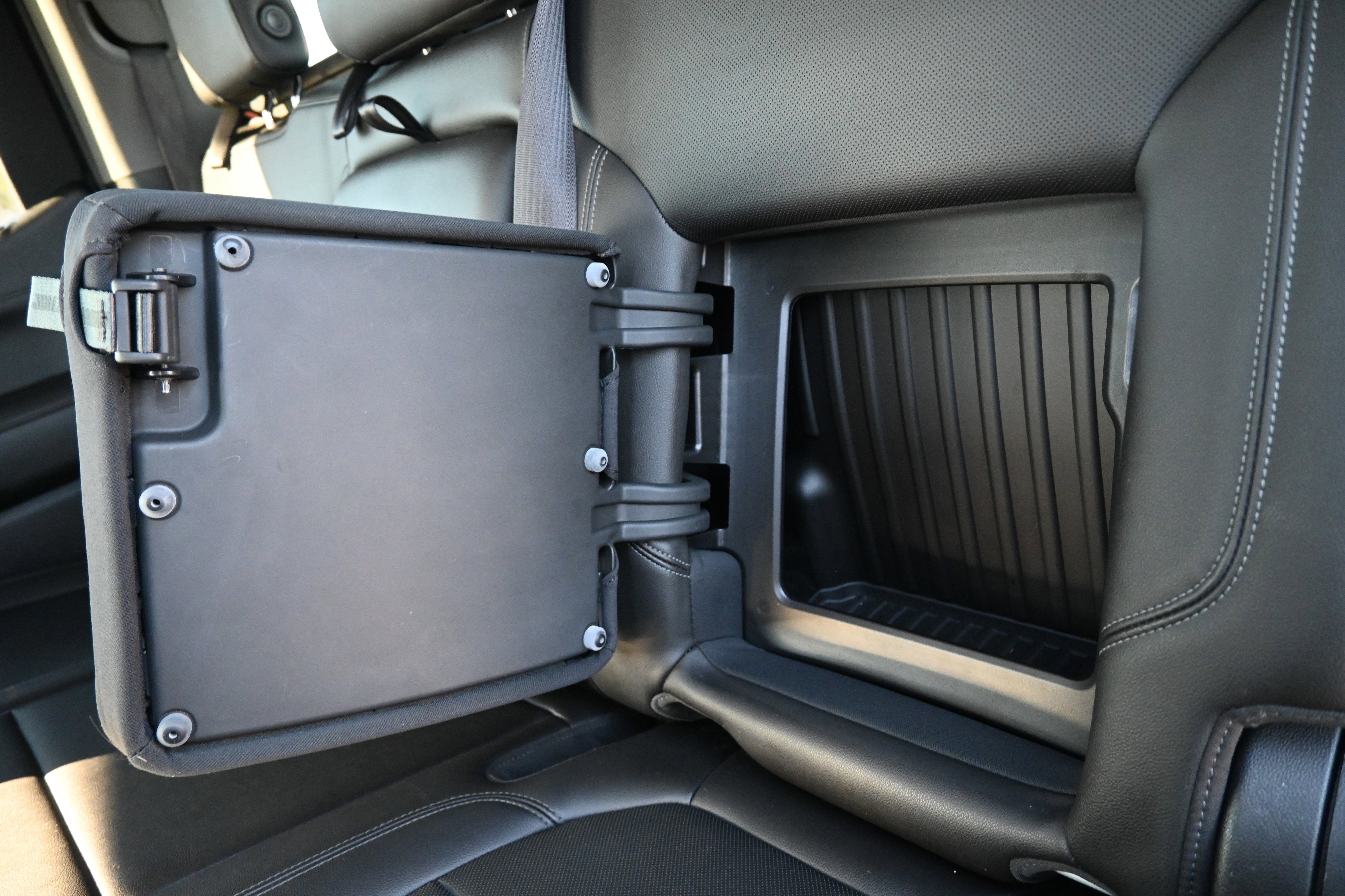 Used 2019 Chevrolet Silverado 1500 LTZ w/ LTZ Convenience Package image 33