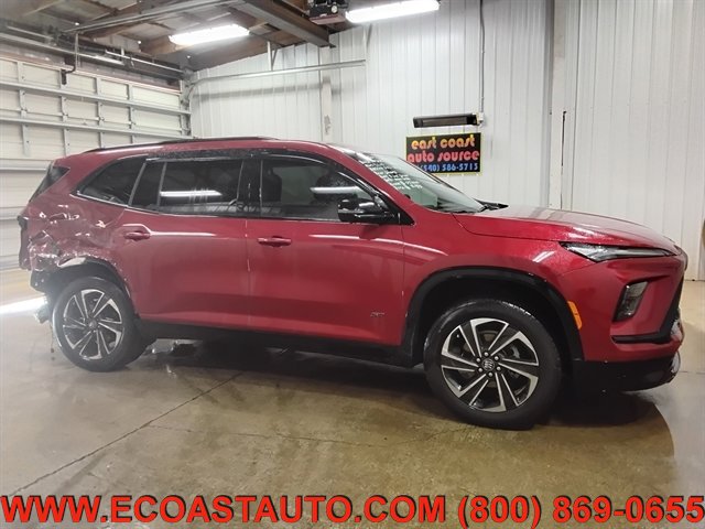 Used 2025 Buick Enclave Sport Touring w/ Power Package image 2