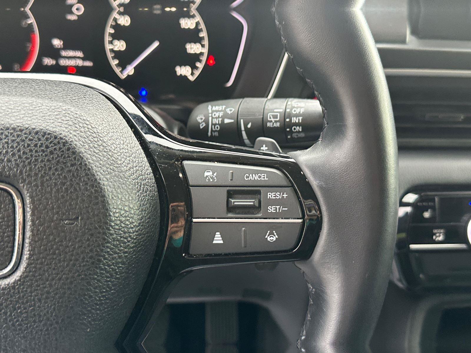 Used 2024 Honda Pilot Touring image 18