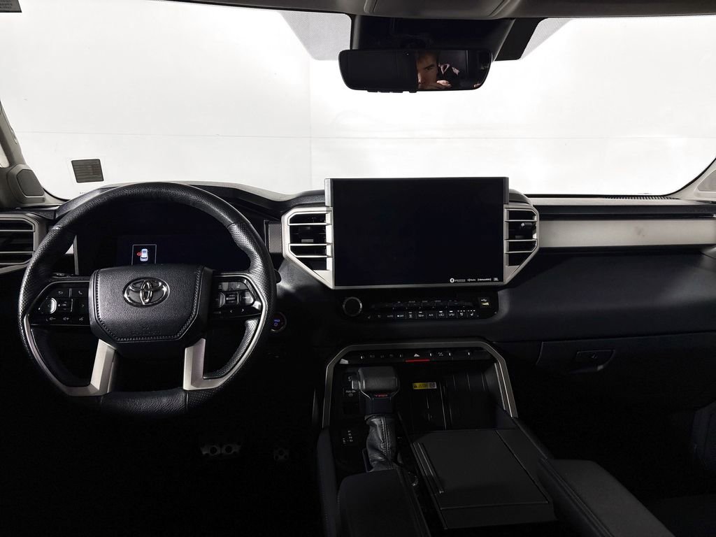 Used 2023 Toyota Sequoia Limited image 12