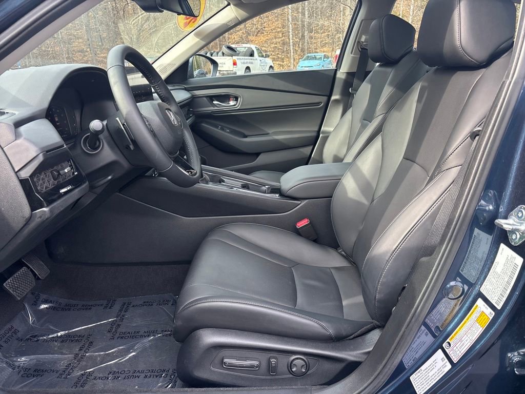 Used 2025 Honda Accord EX-L image 12