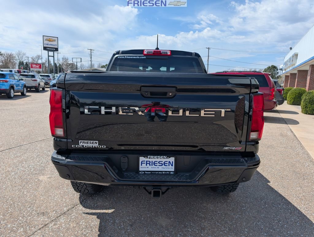 Used 2024 Chevrolet Colorado ZR2 w/ Technology Package image 4