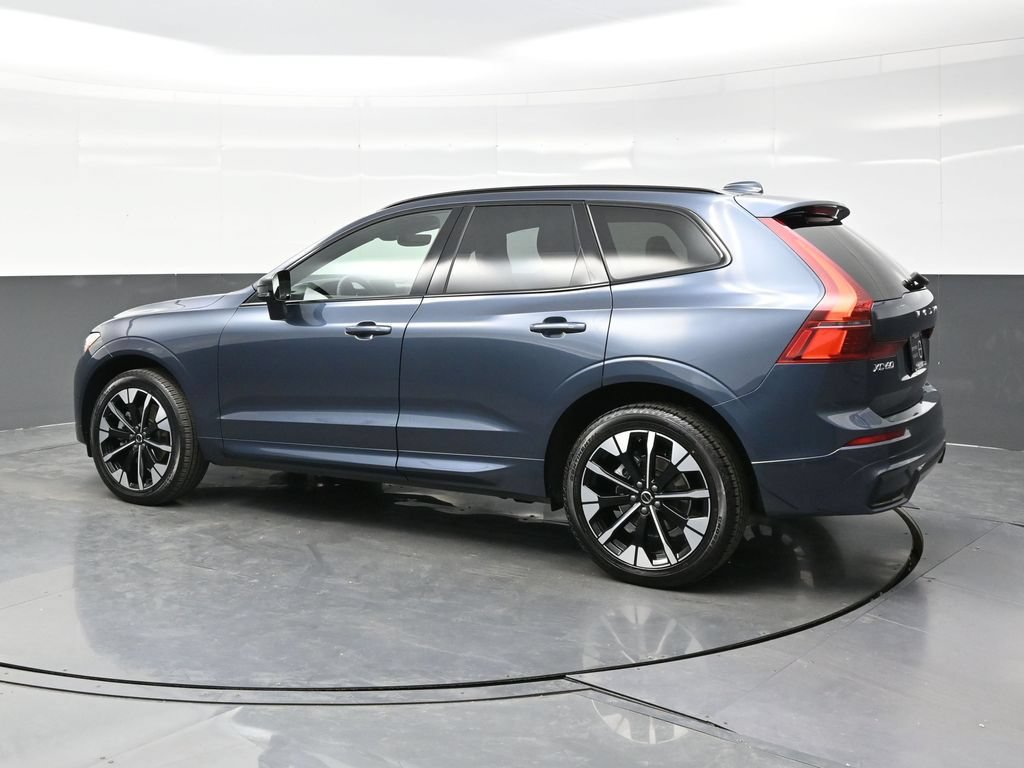 New 2026 Volvo XC60 B5 Plus w/ Climate Package AWD/4WD image 4