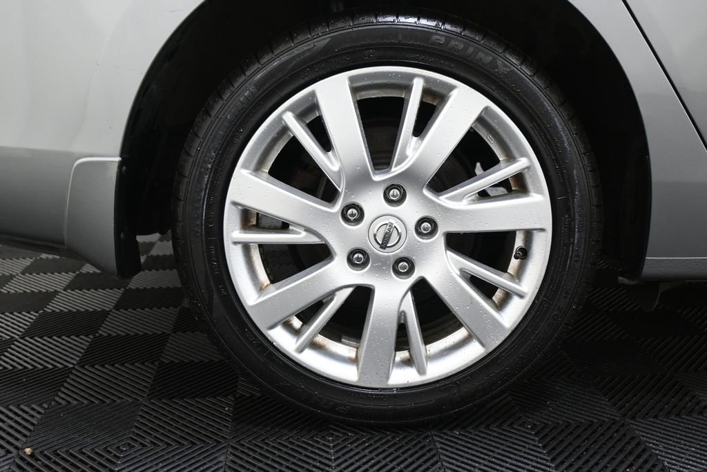 Used 2014 Nissan Sentra SL w/ Premium Package FWD image 33
