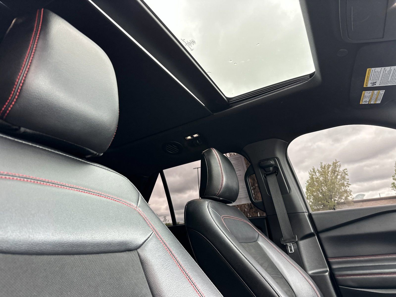 Used 2023 Ford Explorer ST-Line w/ Class IV Trailer Tow Package AWD/4WD image 20