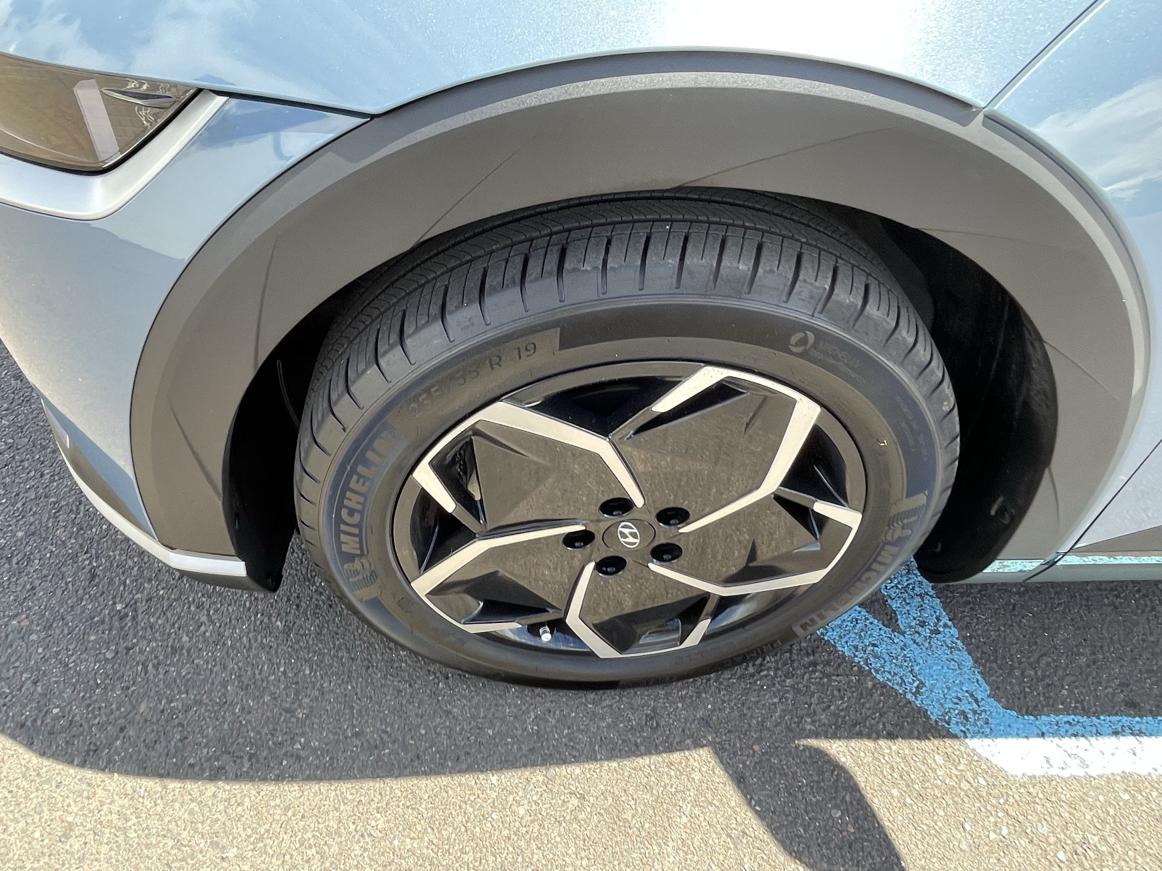 Certified 2024 Hyundai Ioniq 5 SEL RWD image 9