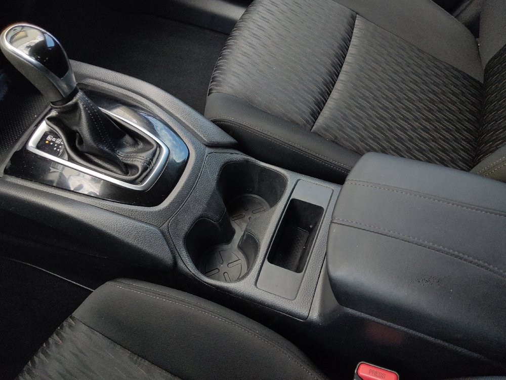 Used 2017 Nissan Rogue S w/ Appearance Package image 26