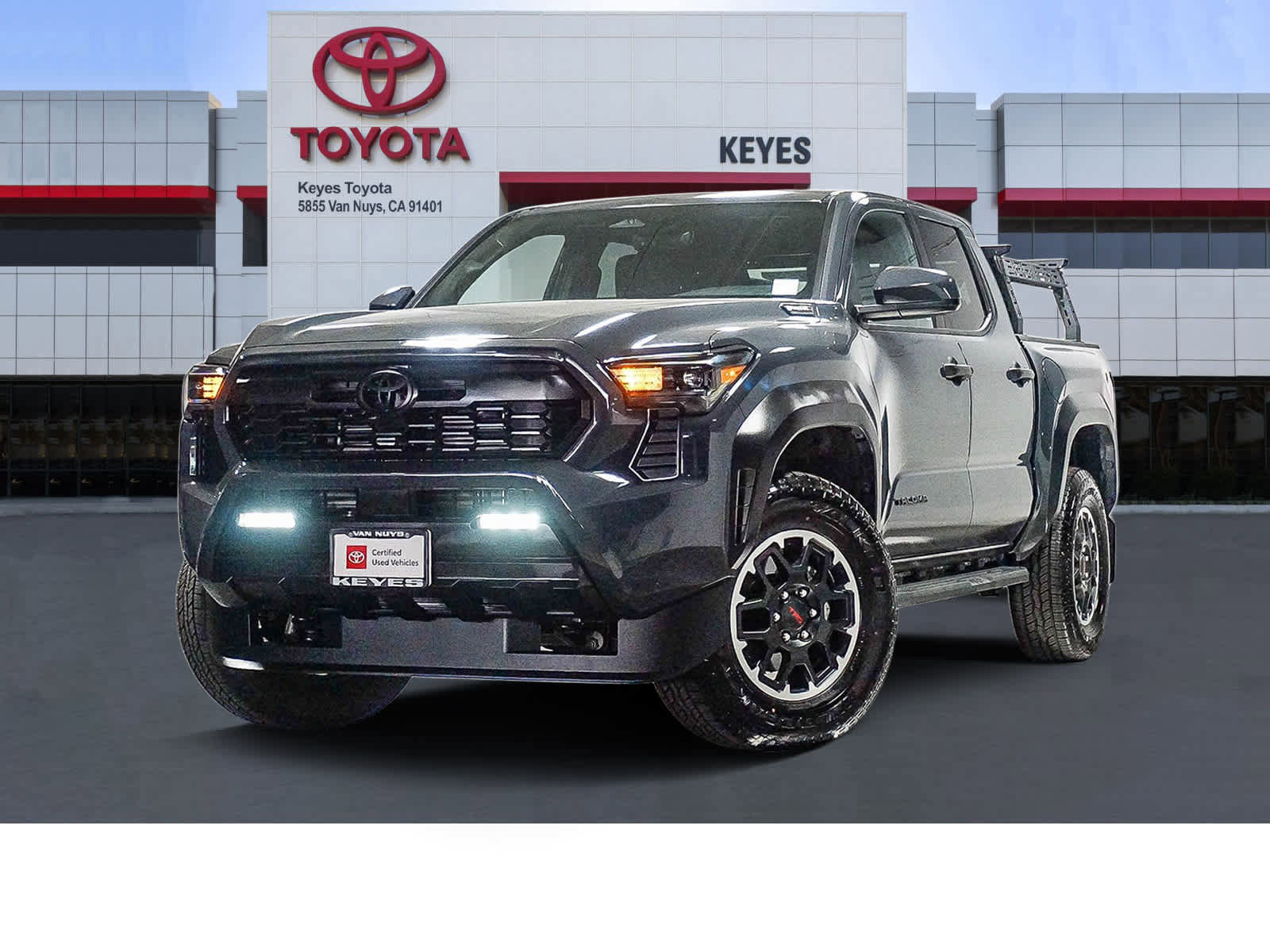 Certified 2025 Toyota Tacoma TRD Off-Road AWD/4WD image 1