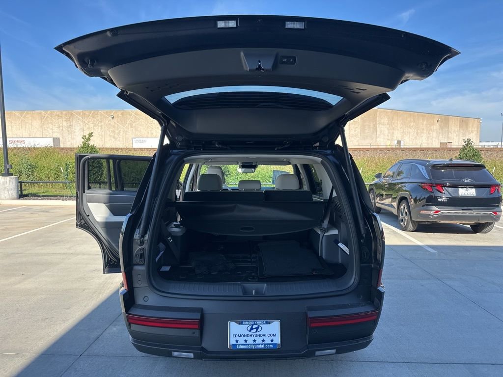 New 2026 Hyundai Santa Fe SE image 17