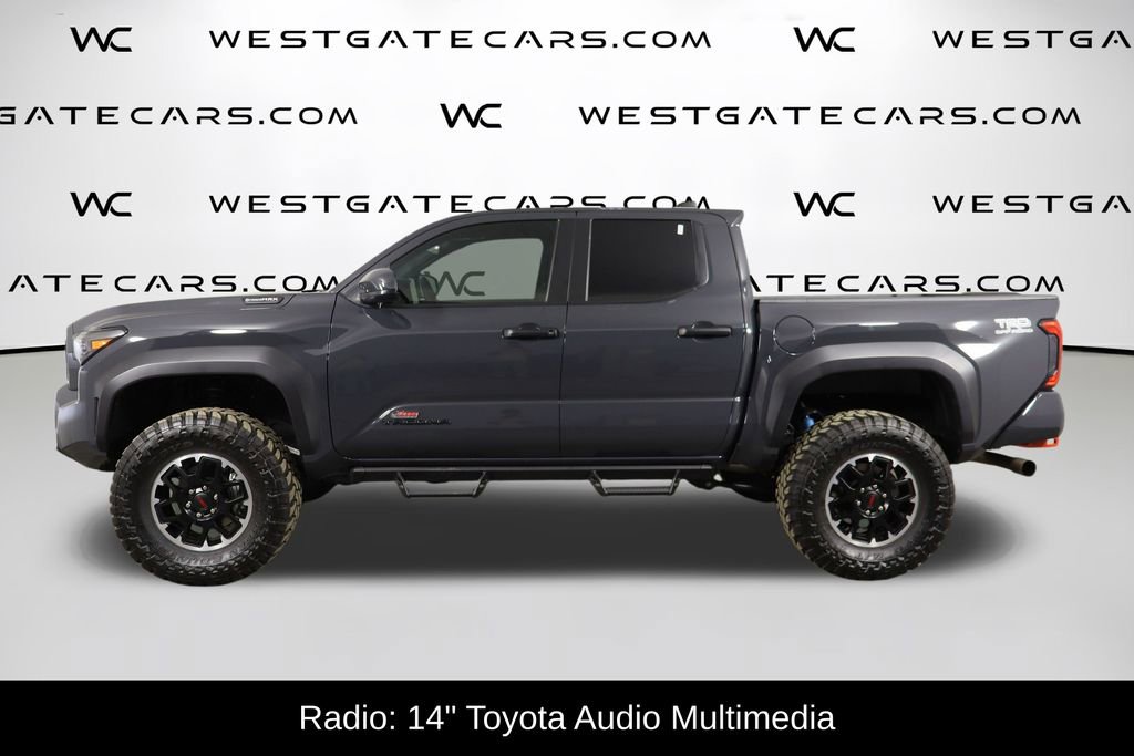 Used 2025 Toyota Tacoma Limited image 5