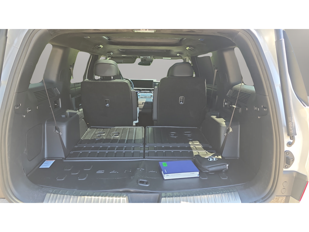 New 2026 Hyundai Santa Fe Calligraphy AWD/4WD image 9