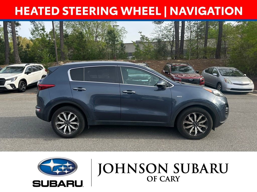 Used 2017 Kia Sportage EX w/ EX Technology Package image 3