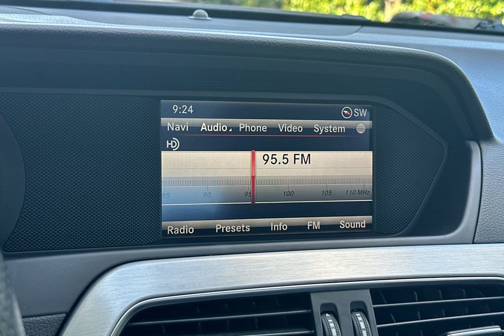 Used 2013 Mercedes-Benz C 250 Coupe image 17