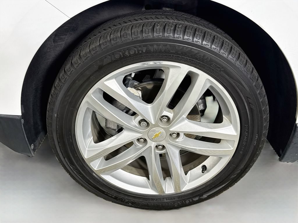 Used 2018 Chevrolet Equinox Premier FWD image 33