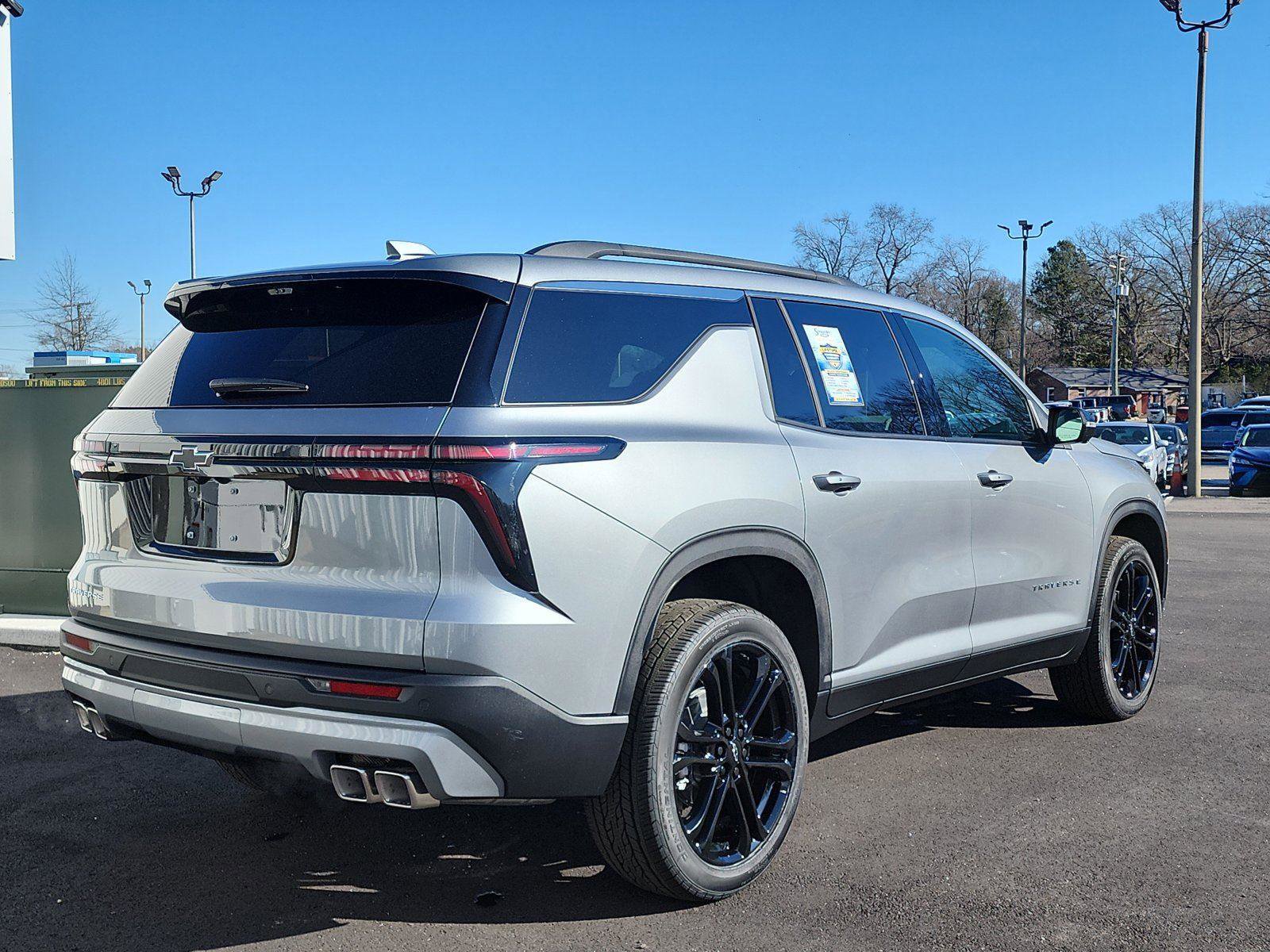 New 2026 Chevrolet Traverse LT w/ Driver Confidence Package image 5