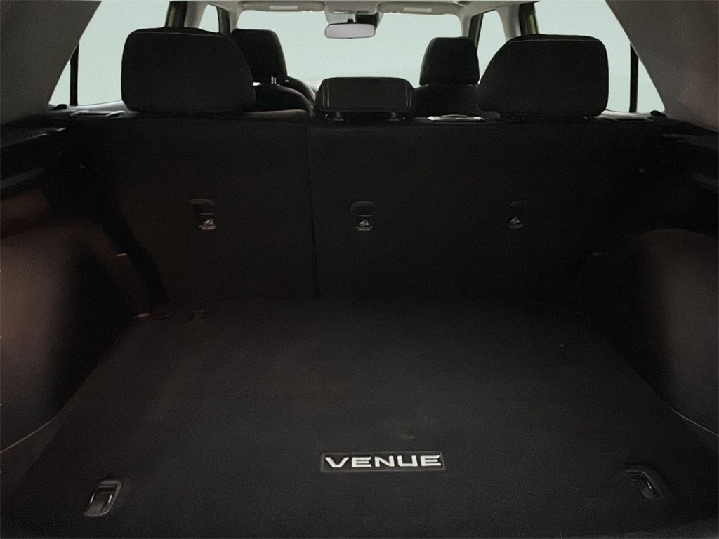 Certified 2022 Hyundai Venue SEL image 17