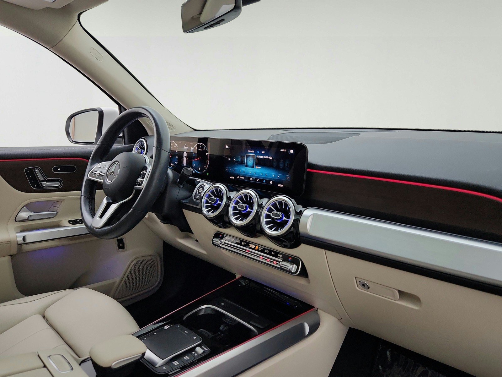 Certified 2023 Mercedes-Benz GLB 250 image 25