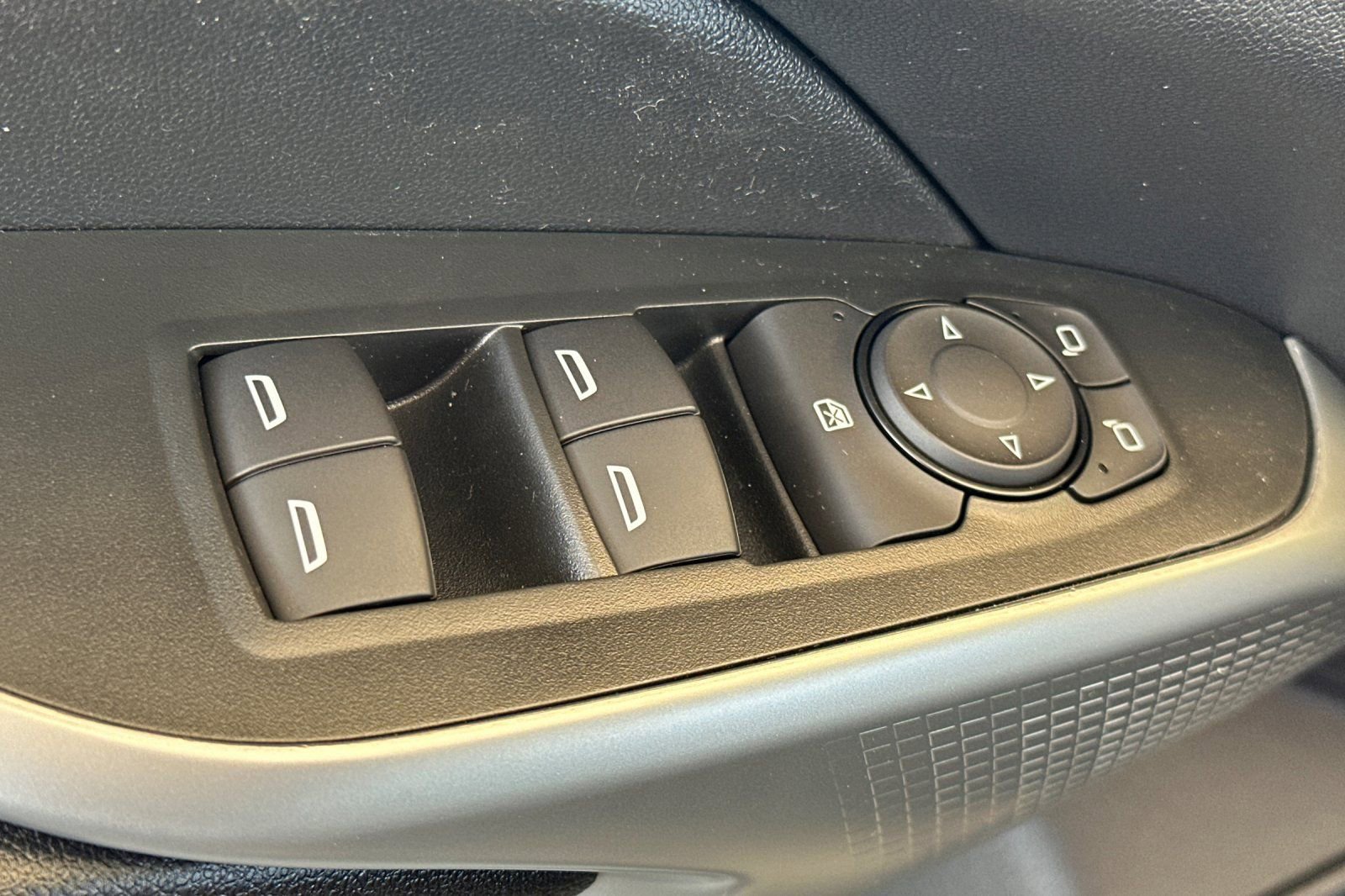 New 2026 Chevrolet Trax LS w/ LS Convenience Package image 12