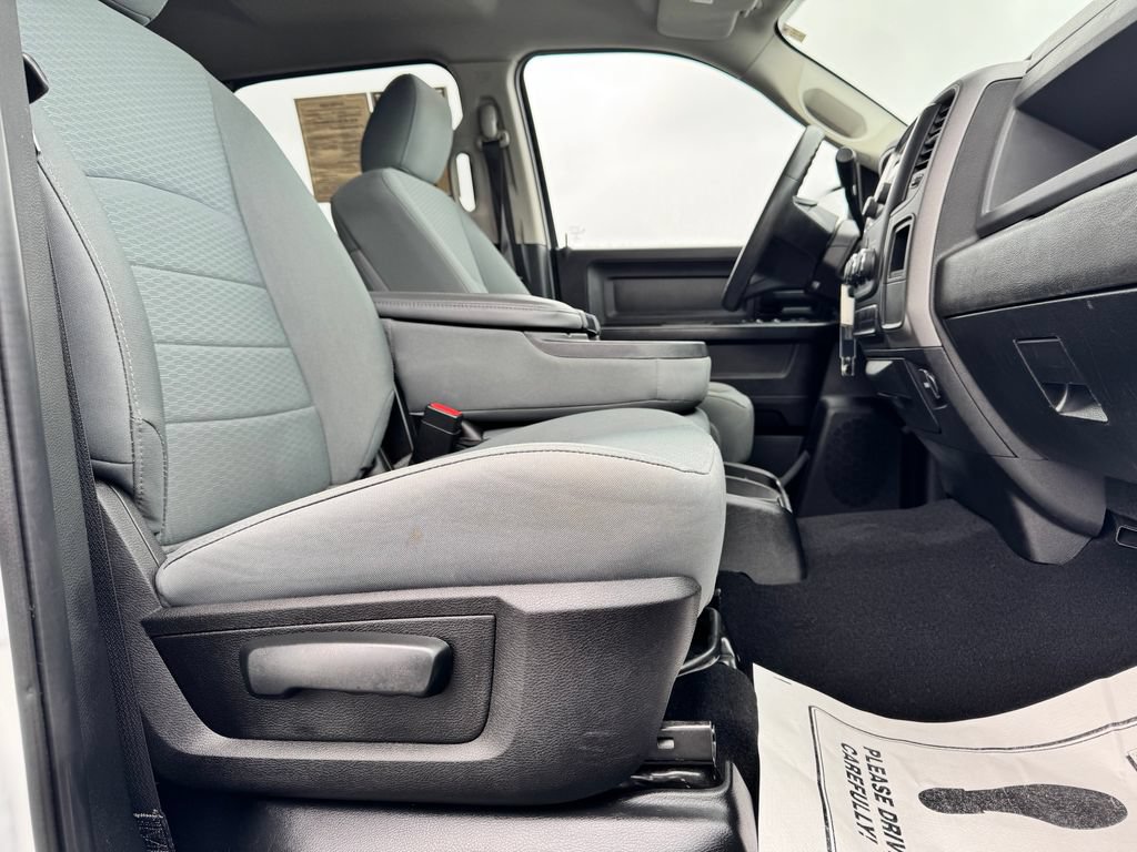 Used 2019 RAM 1500 ST w/ SXT Plus Group AWD/4WD image 14