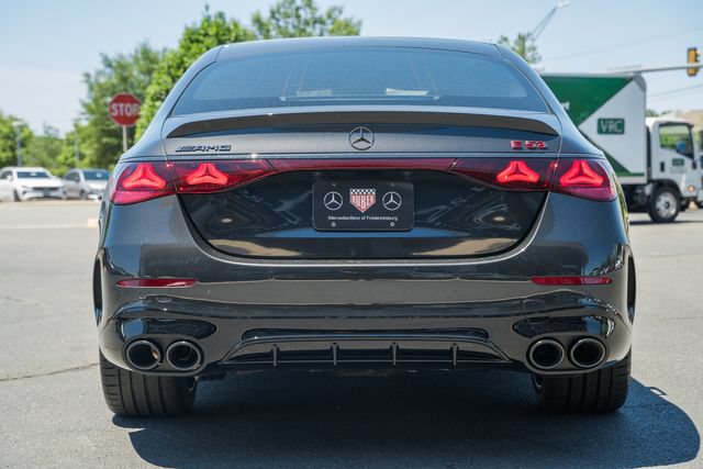 New 2026 Mercedes-Benz E 53 AMG e 4MATIC Sedan image 6