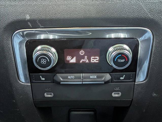 Used 2023 GMC Yukon Denali w/ Max Trailering Package AWD/4WD image 18