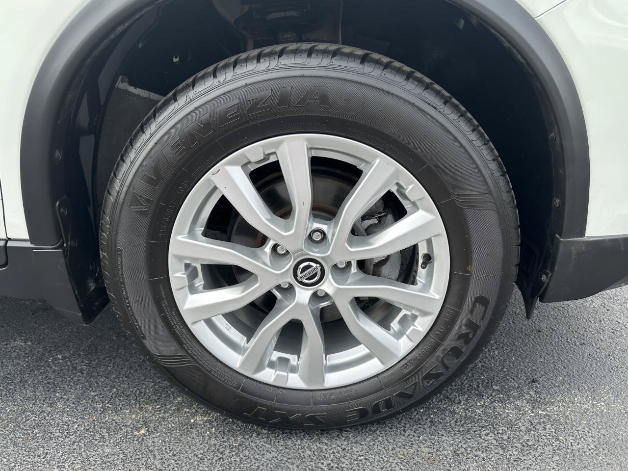 Used 2019 Nissan Rogue S w/ Special Edition Package AWD/4WD image 76