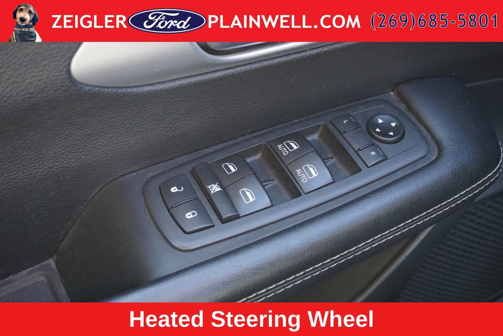 Used 2020 Chrysler Pacifica Touring w/ Advanced Safetytec Group FWD image 33