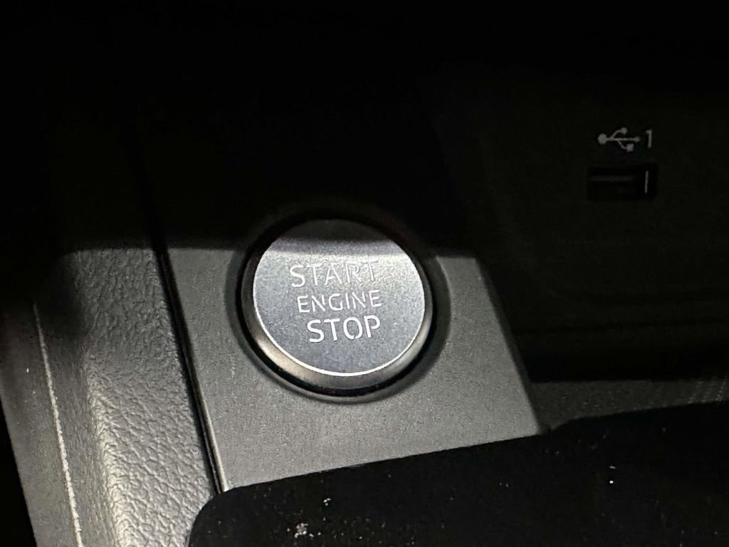 Used 2024 Audi A5 2.0T Premium w/ Convenience Package image 27