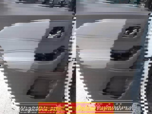 Used 2019 Chevrolet Traverse LT w/ LT Premium Package image 29