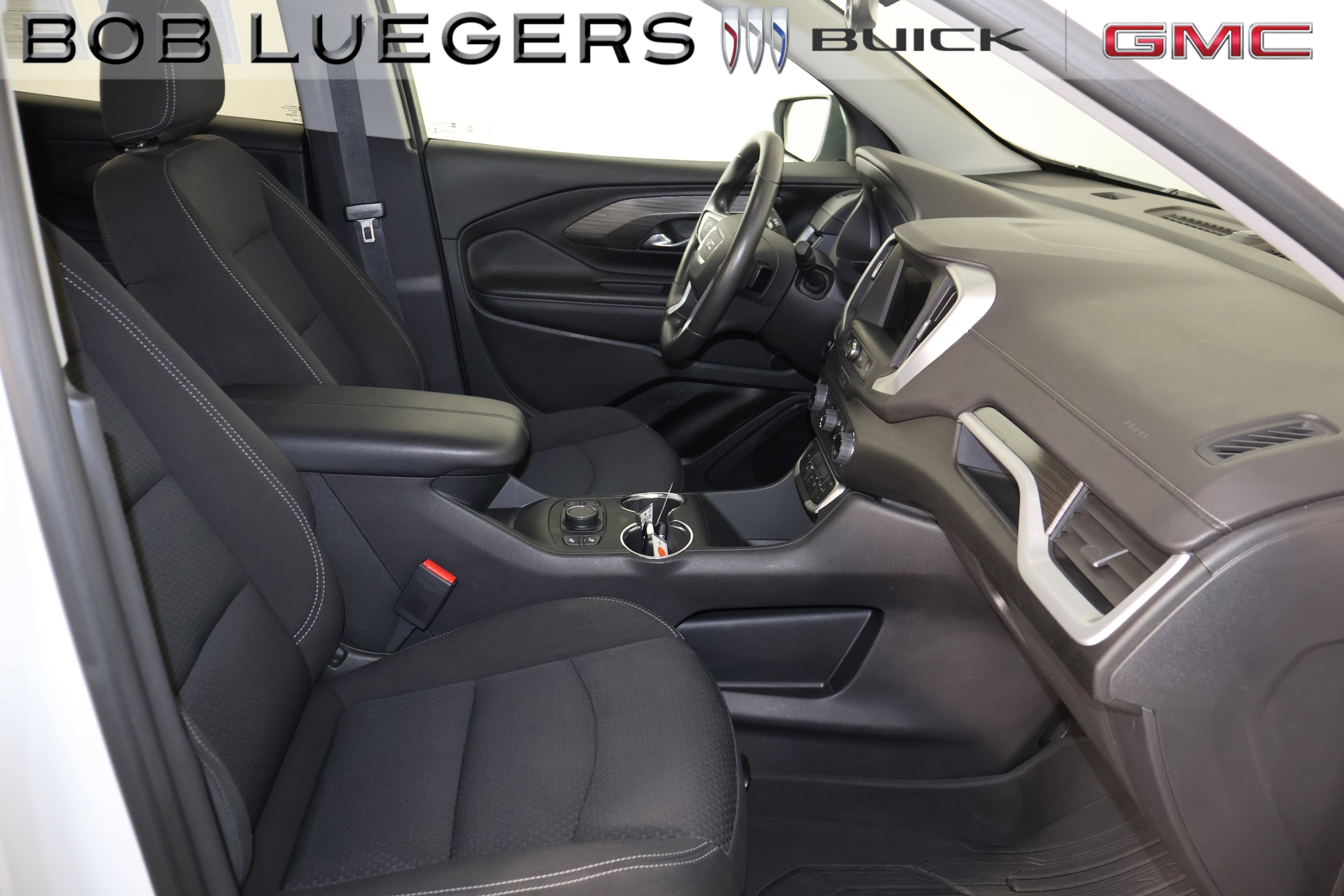 Certified 2024 GMC Terrain SLE w/ Driver Convenience Package FWD image 20