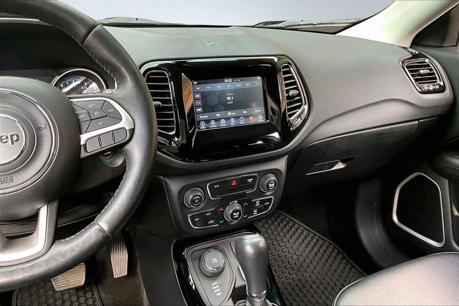 Used 2020 Jeep Compass Altitude image 7