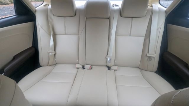 Used 2018 Toyota Avalon XLE Plus image 23