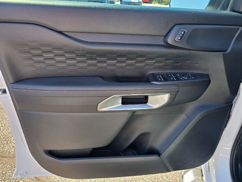 Used 2024 Ford Ranger XLT AWD/4WD image 9