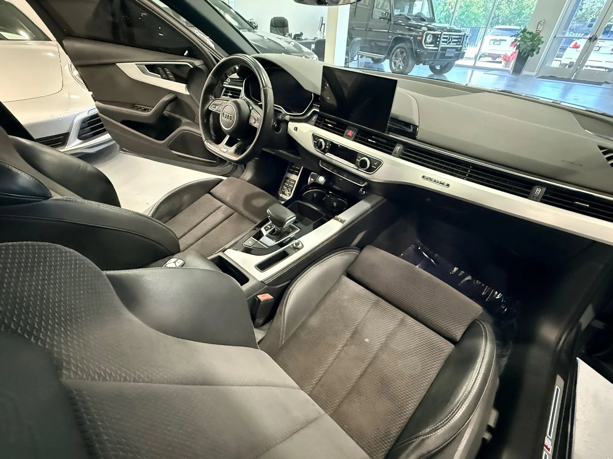 Used 2020 Audi A4 2.0T Premium Plus w/ Premium Plus Package AWD/4WD image 17