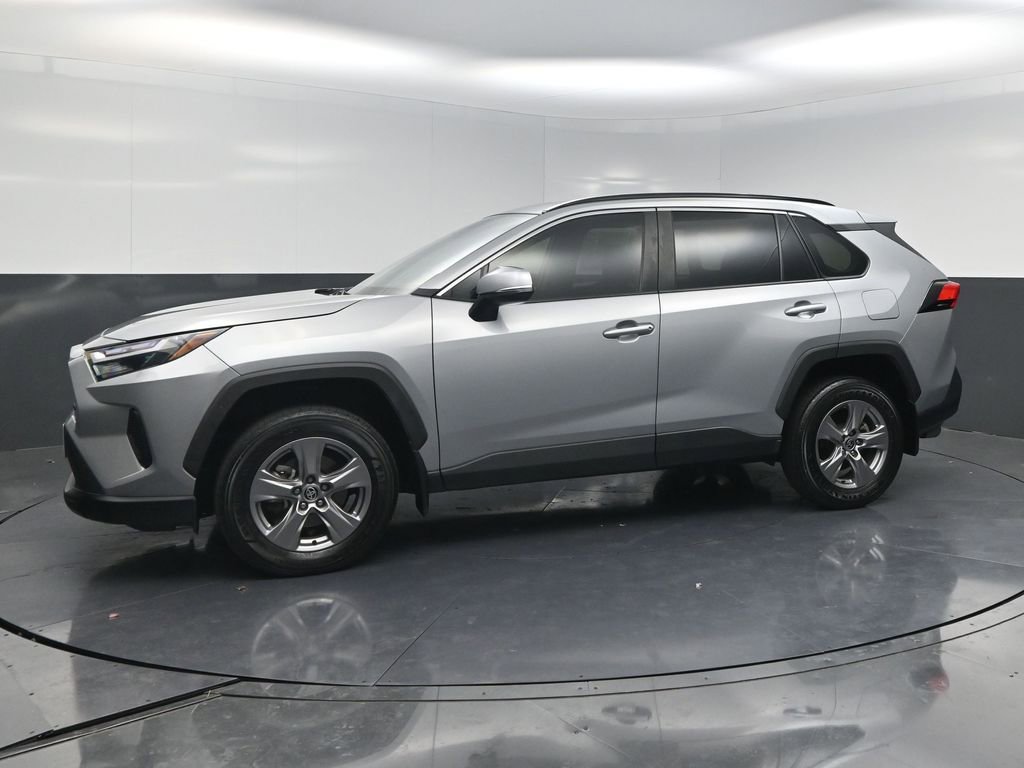Used 2023 Toyota RAV4 XLE image 3