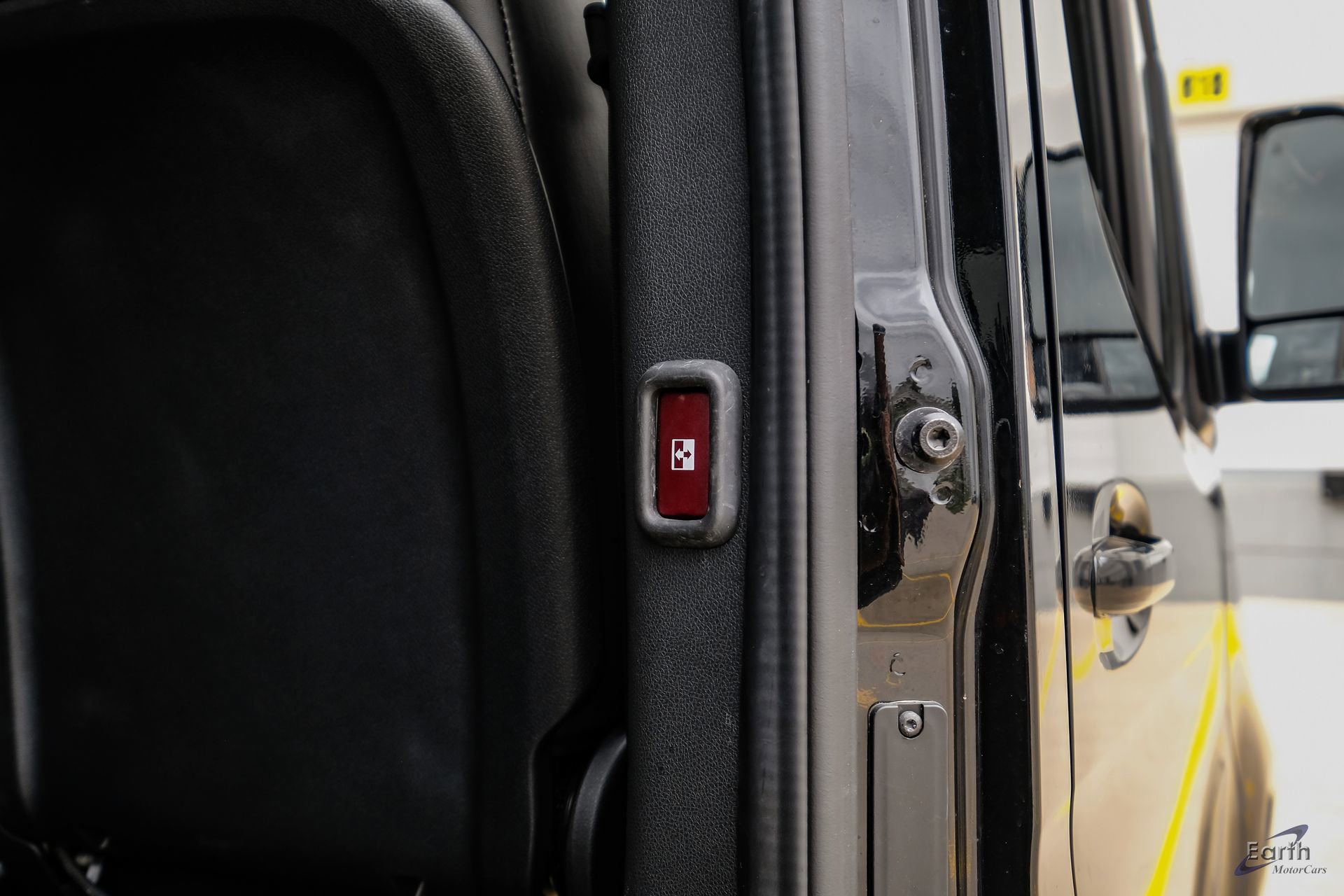 Used 2024 Mercedes-Benz Sprinter 2500 image 75