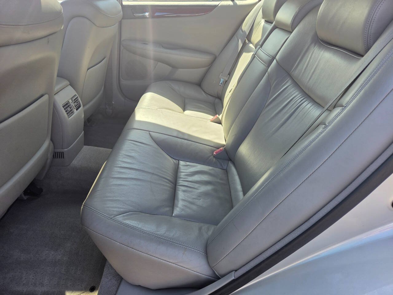 Used 2002 Lexus ES 330 FWD image 24